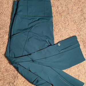 Lululemon Capri